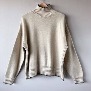 Max Studio Sweater Large off-white turtle neck sweater